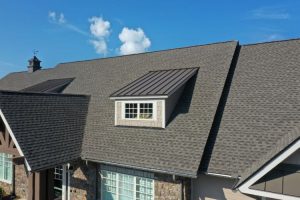 USA house roof aging